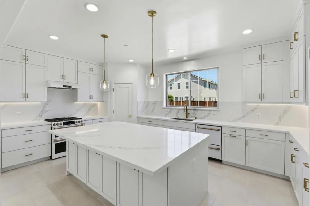 1007 Amore Street Hollister, CA 95023