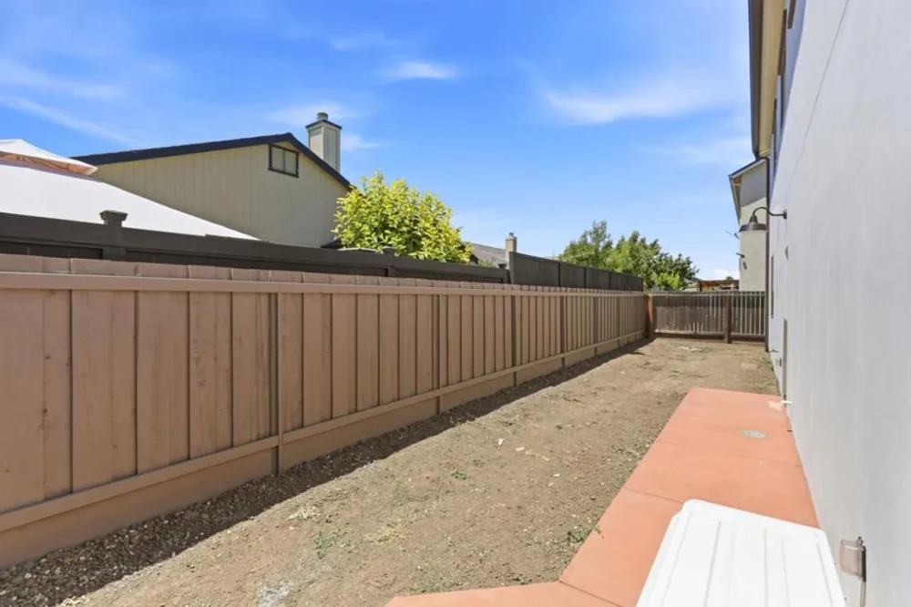1007 Amore Street Hollister, CA 95023