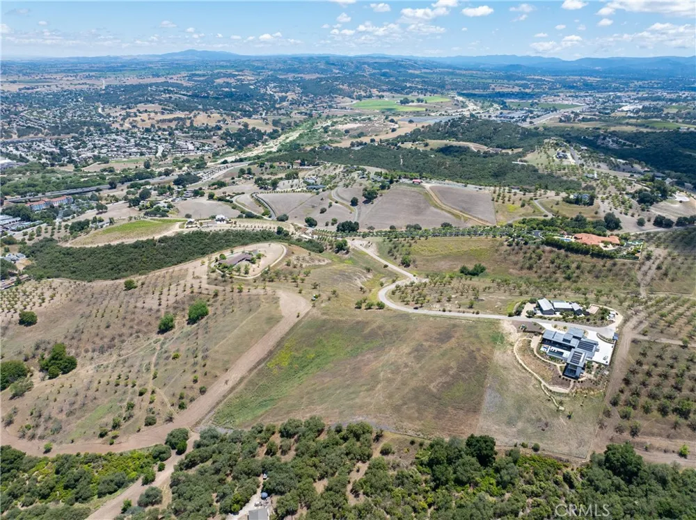 Calle Almendra Paso Robles, CA 93446