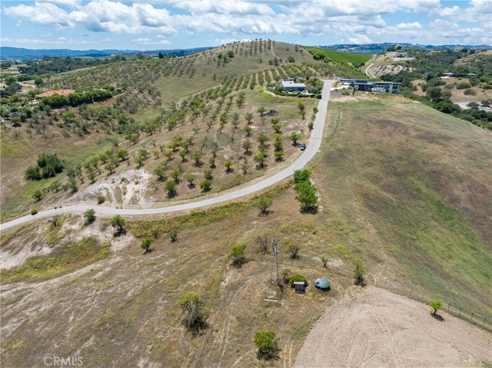Calle Almendra Paso Robles, CA 93446