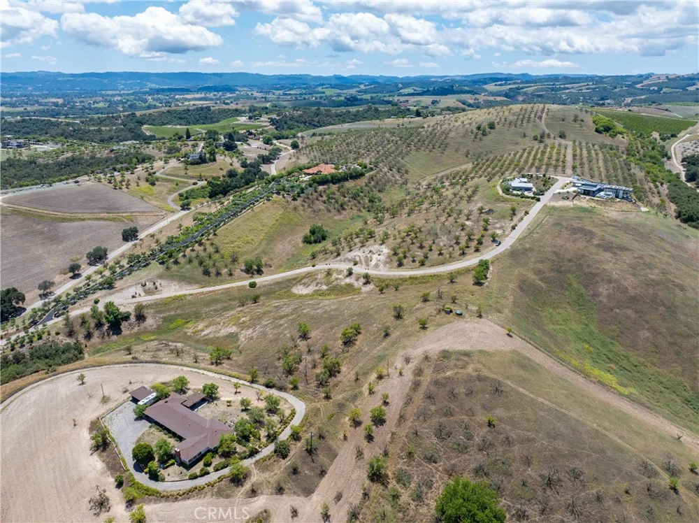 Calle Almendra Paso Robles, CA 93446