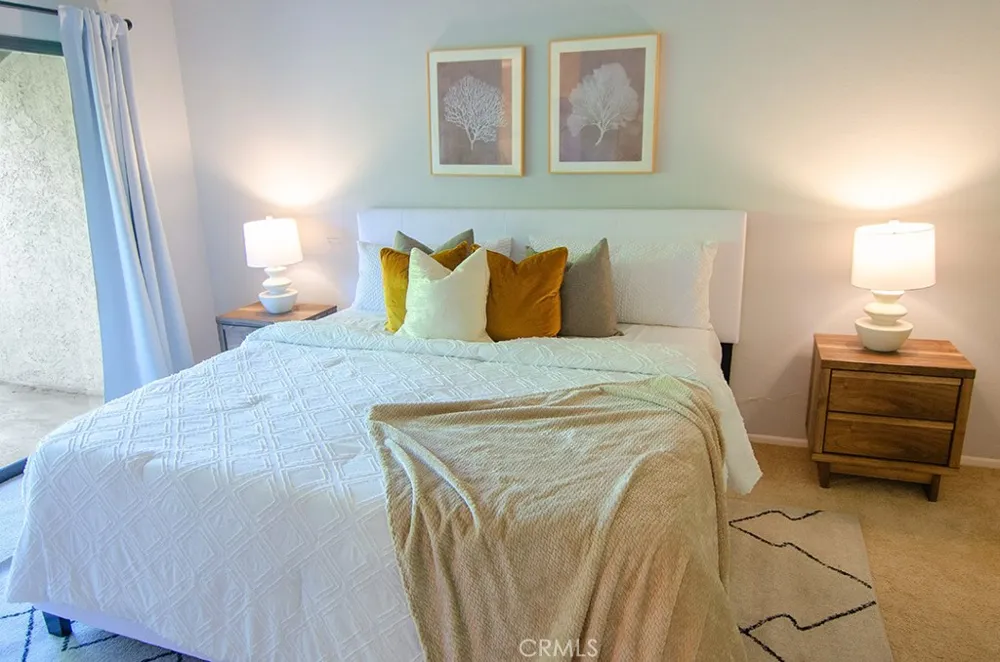 469 S Catalina Avenue Pasadena, CA 91106