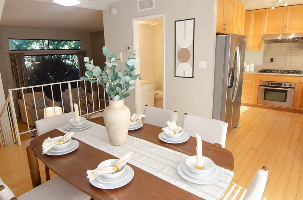 469 S Catalina Avenue Pasadena, CA 91106