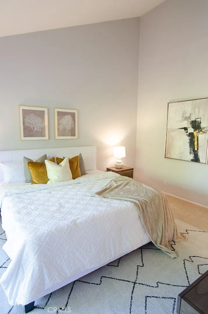 469 S Catalina Avenue Pasadena, CA 91106