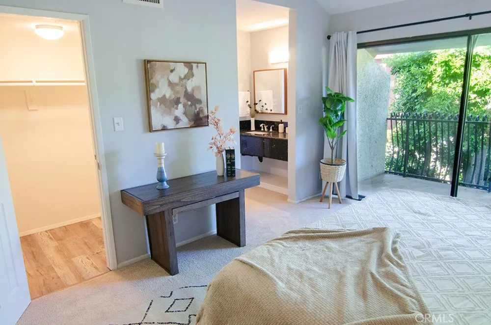 469 S Catalina Avenue Pasadena, CA 91106