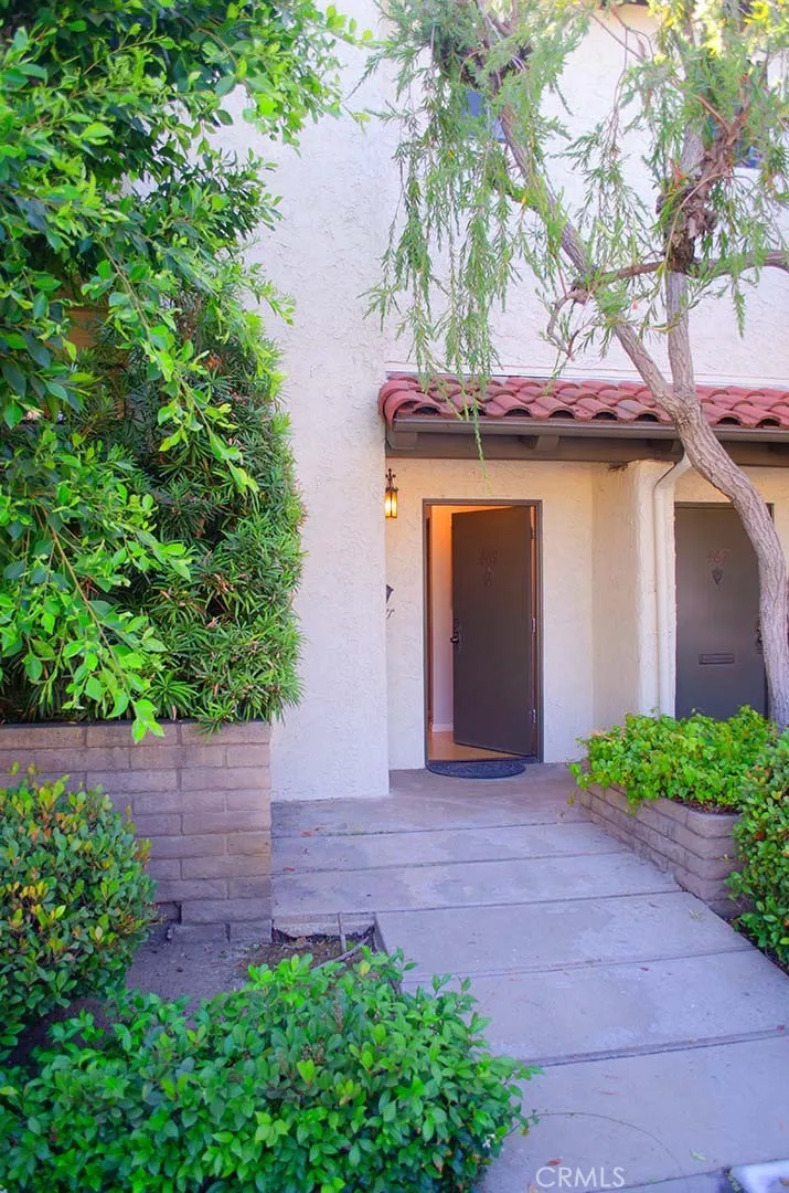469 S Catalina Avenue Pasadena, CA 91106