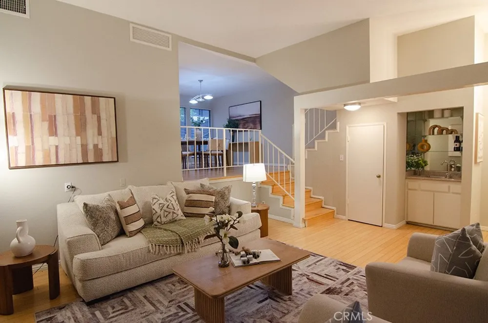 469 S Catalina Avenue Pasadena, CA 91106