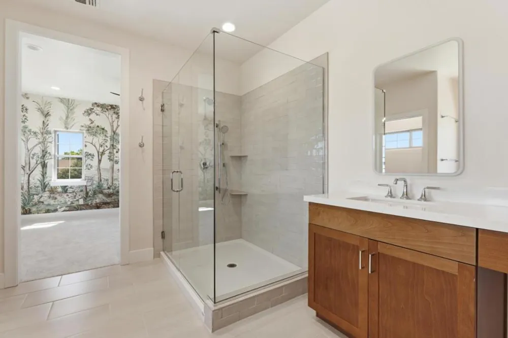 1001 Amore Street Hollister, CA 95023