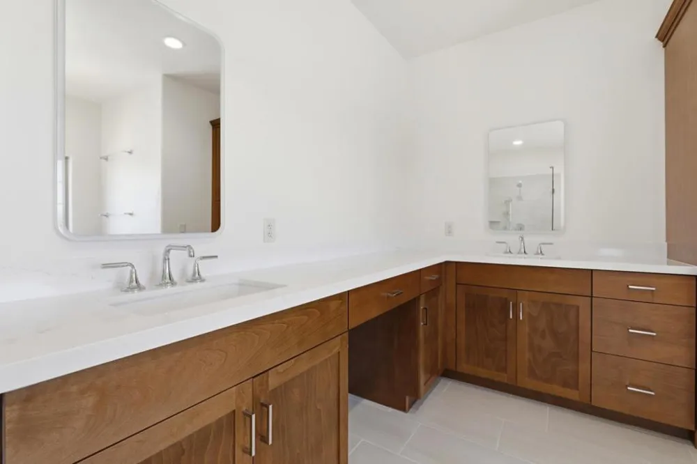 1001 Amore Street Hollister, CA 95023
