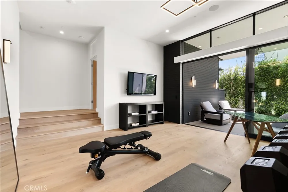 724 24th Place Hermosa Beach, CA 90254