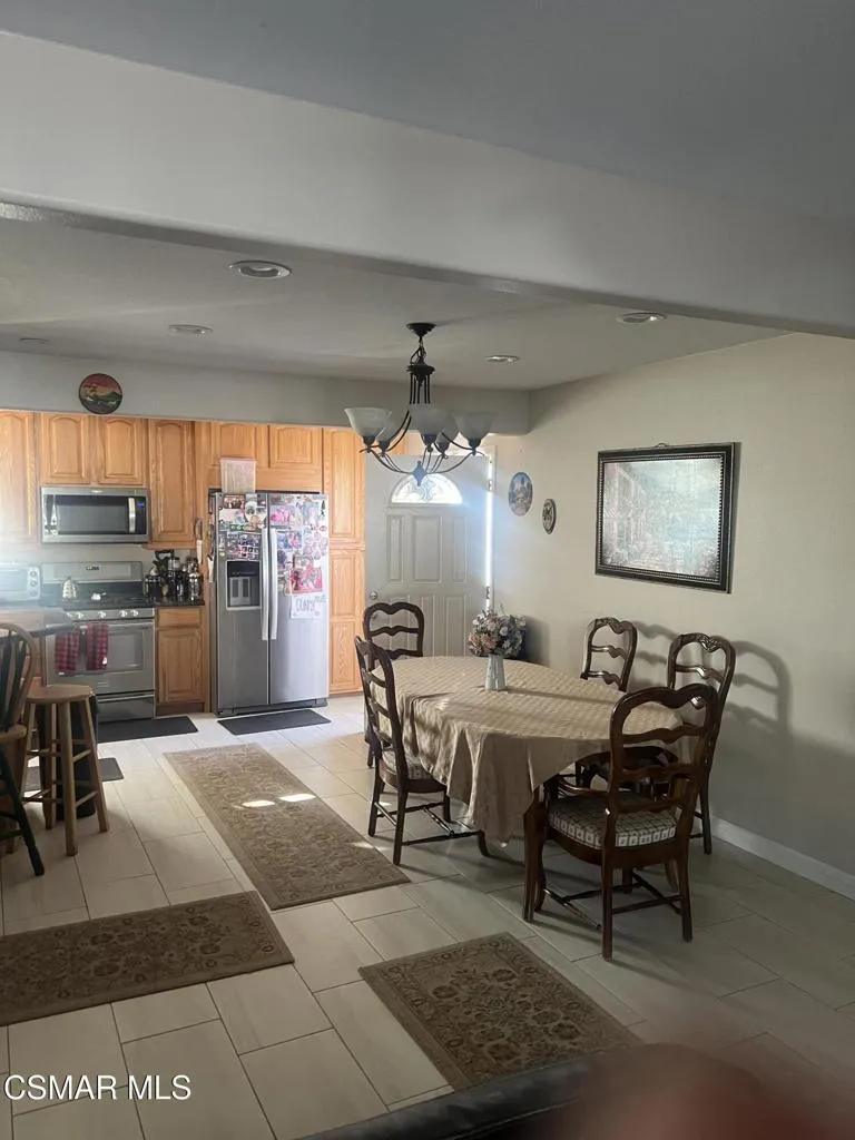 3590 Evans Drive Simi Valley, CA 93063