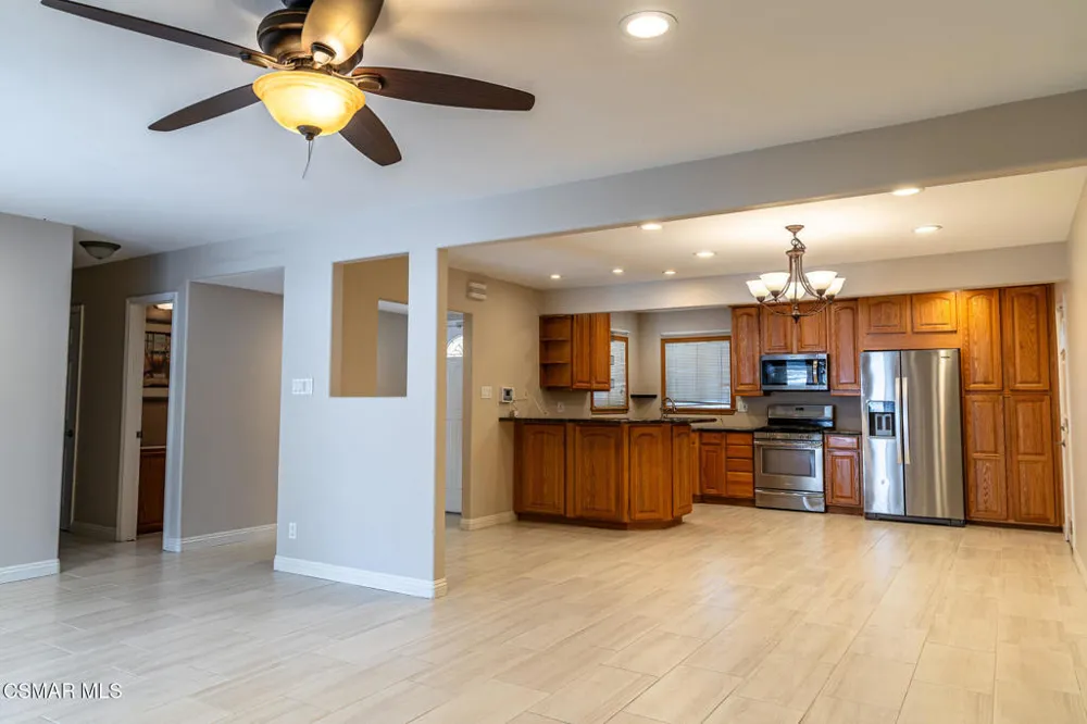 3590 Evans Drive Simi Valley, CA 93063