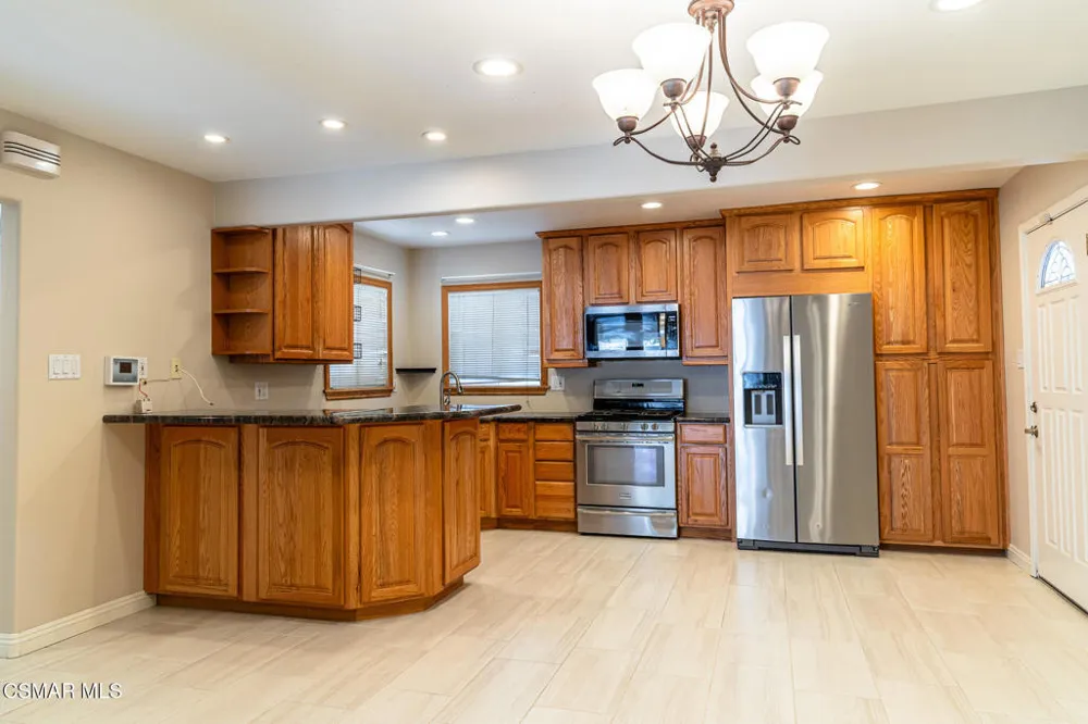 3590 Evans Drive Simi Valley, CA 93063