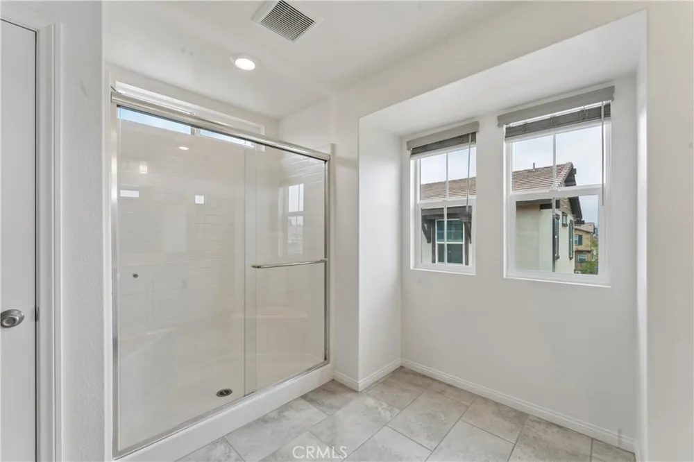 17115 Zion Drive Canyon Country, CA 91387