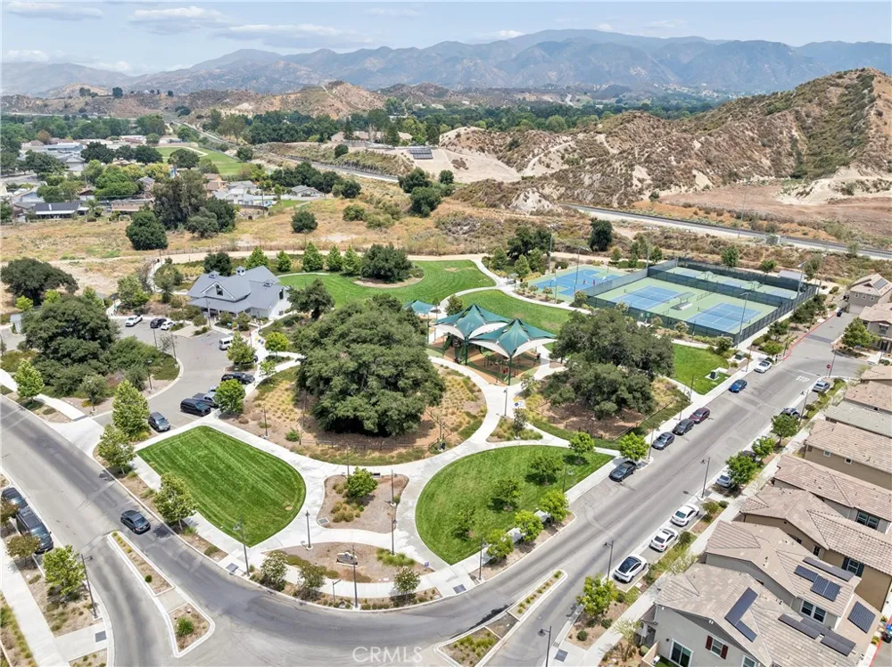 17115 Zion Drive Canyon Country, CA 91387