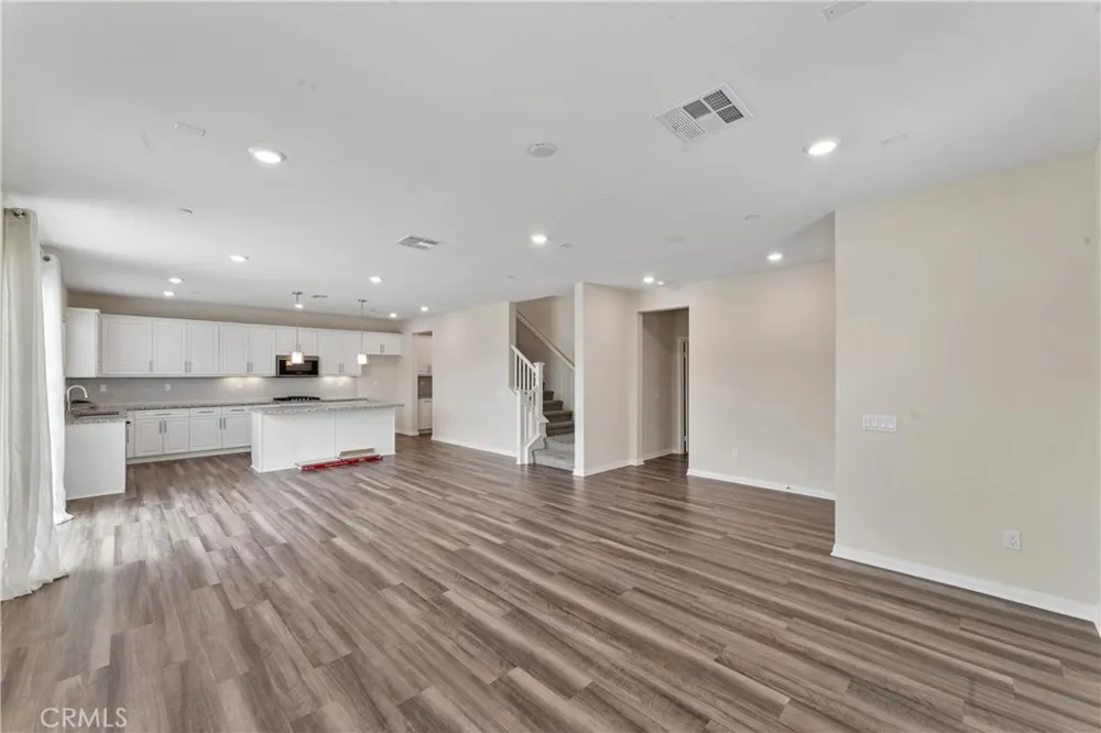 17115 Zion Drive Canyon Country, CA 91387