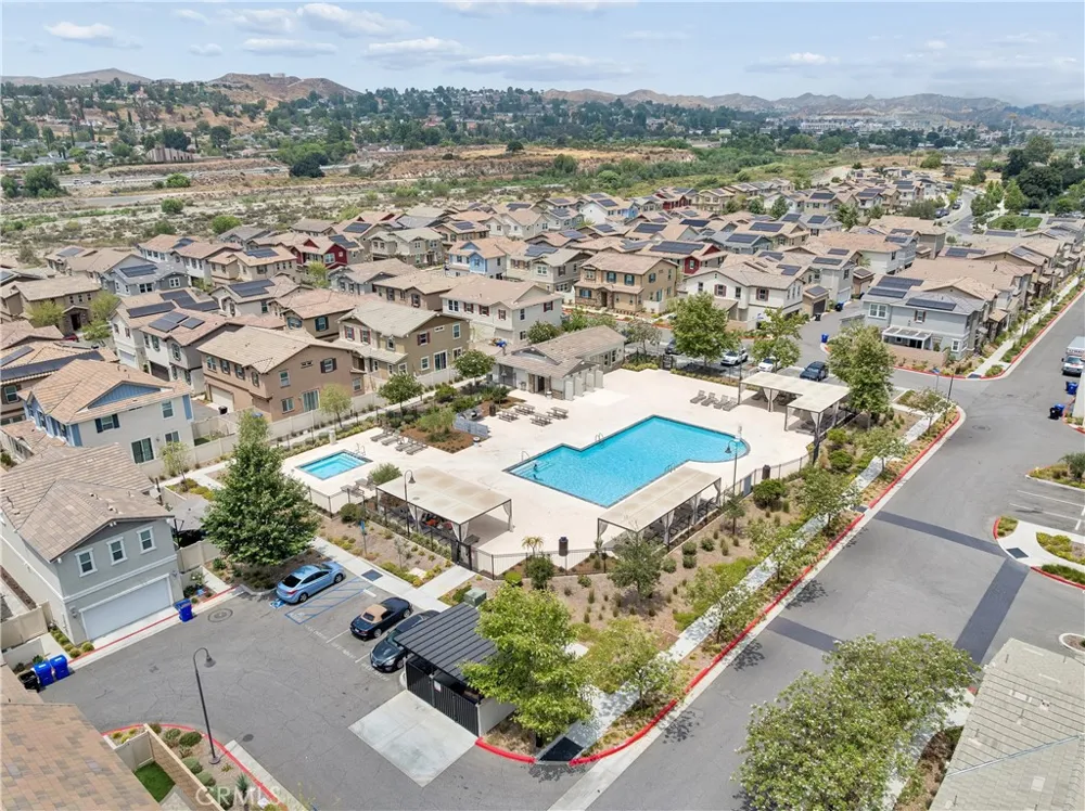 17115 Zion Drive Canyon Country, CA 91387