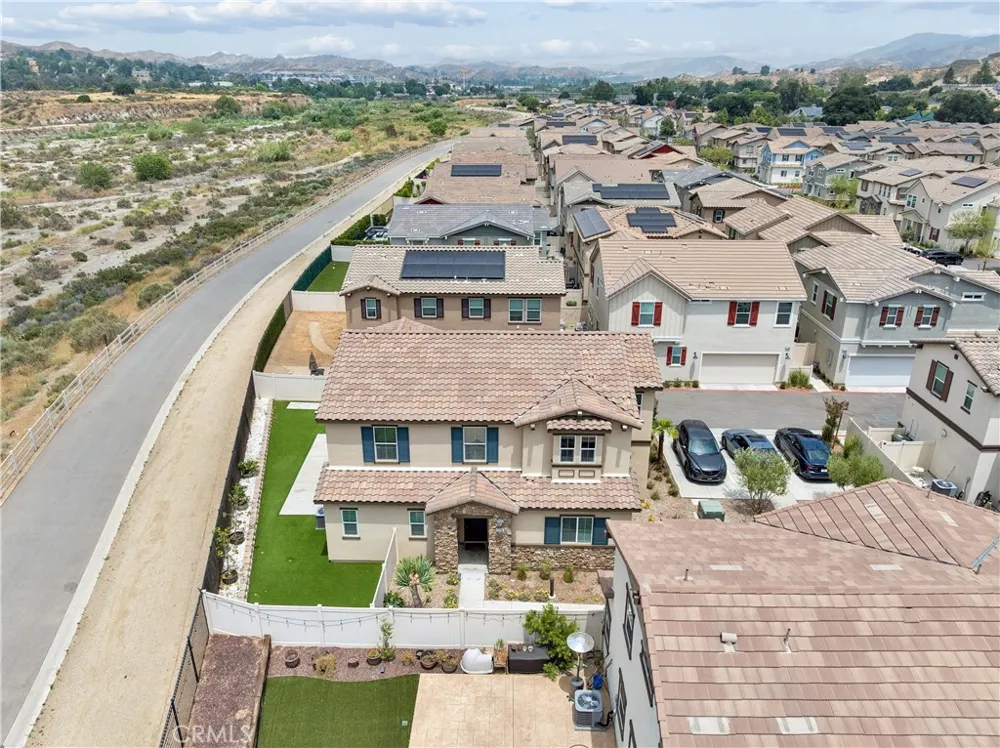 17115 Zion Drive Canyon Country, CA 91387