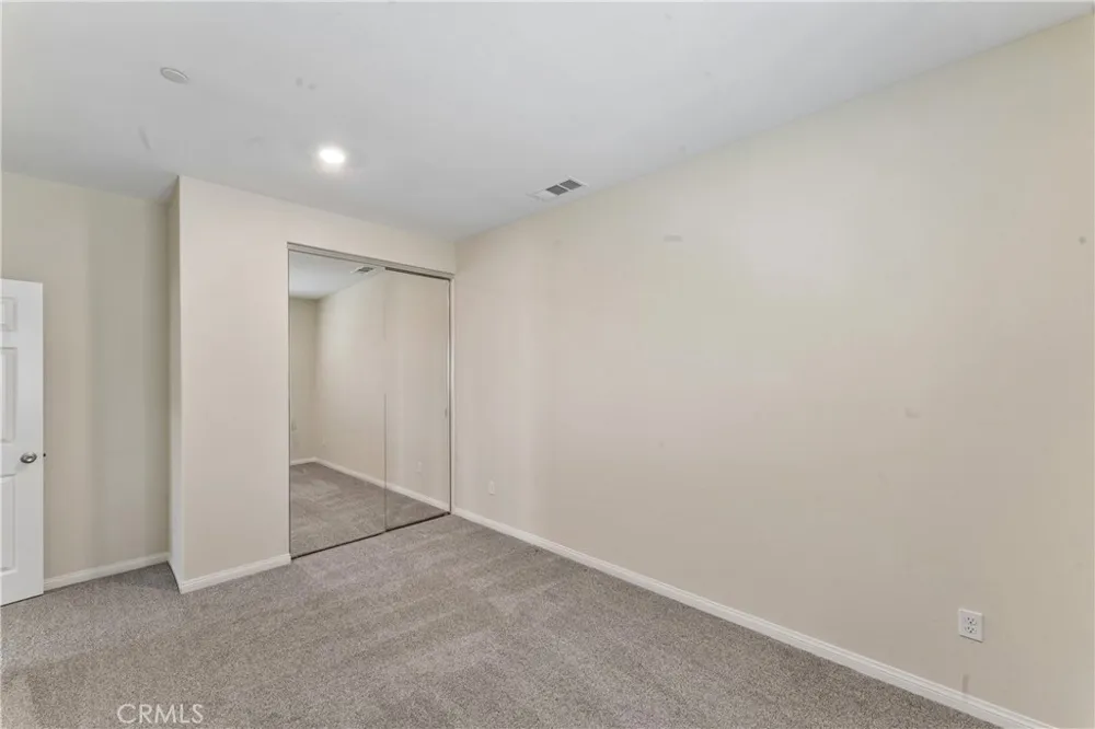17115 Zion Drive Canyon Country, CA 91387