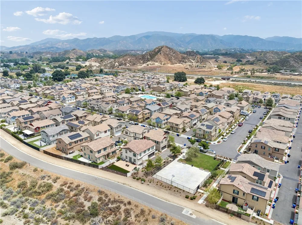 17115 Zion Drive Canyon Country, CA 91387