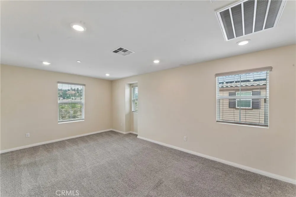 17115 Zion Drive Canyon Country, CA 91387