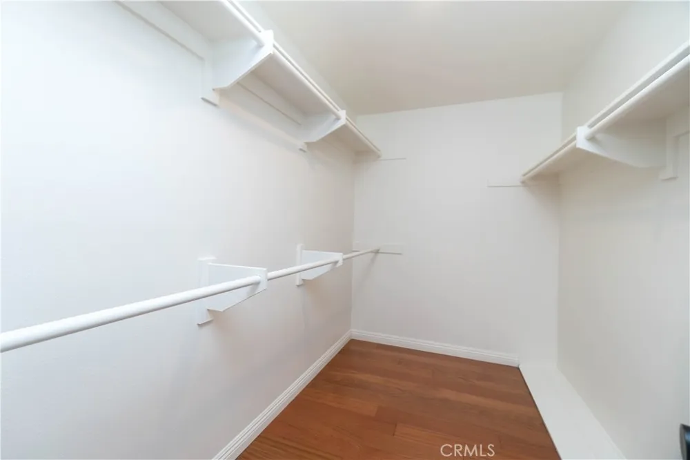 587 S College Claremont, CA 91711