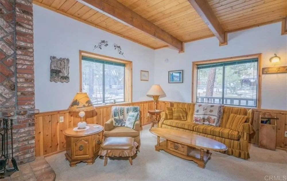 611 Spruce Lane Sugarloaf, CA 92386