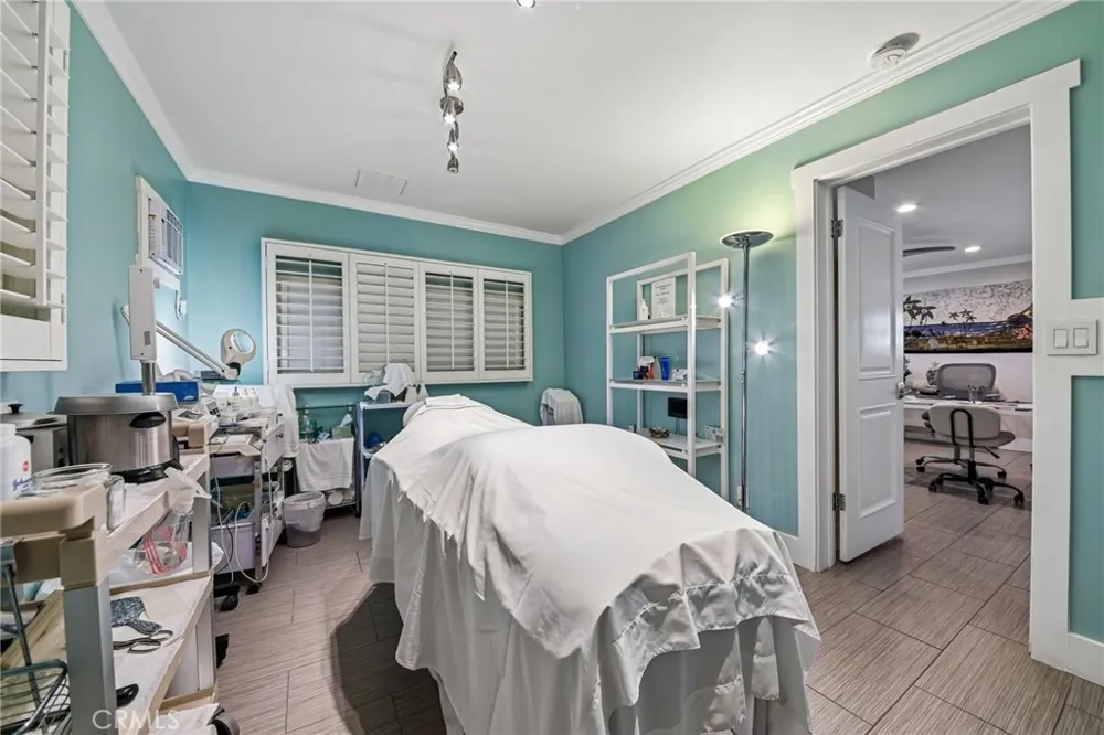 12022 Marshall Street Culver City, CA 90230