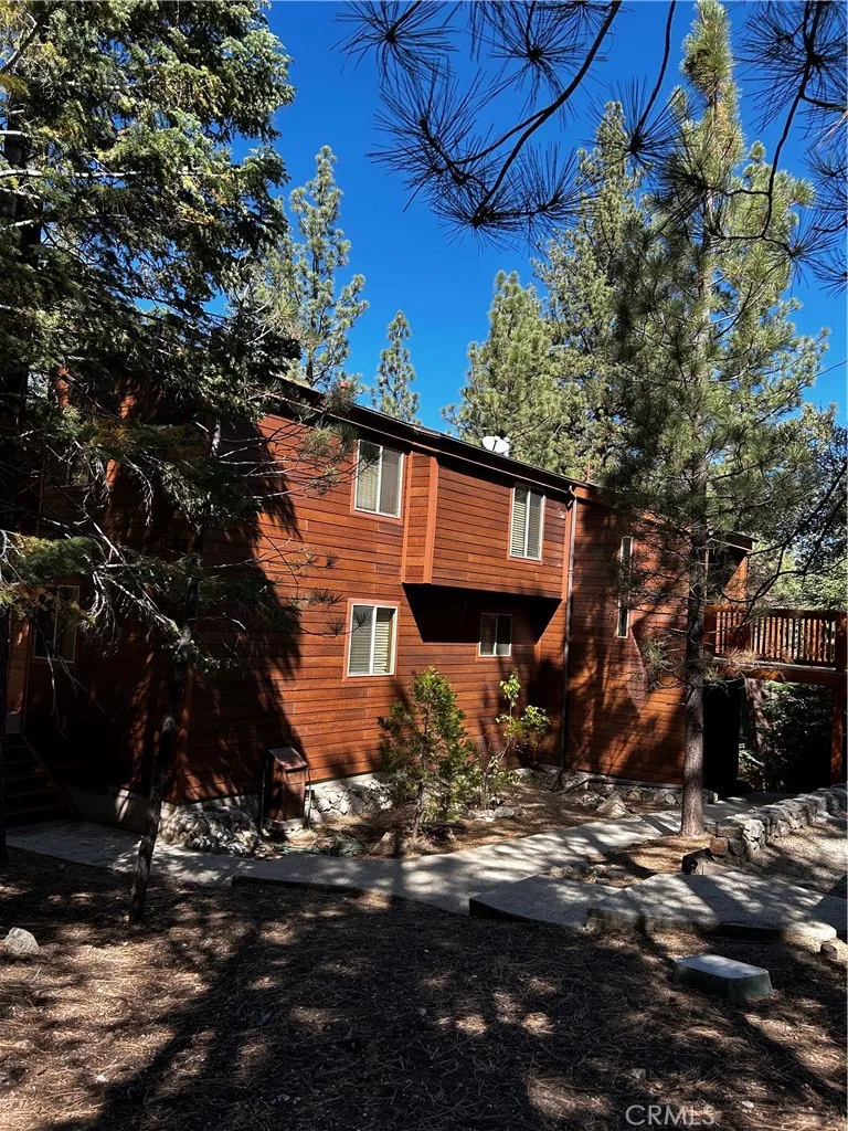 1225 Azalea Pine Mountain Club, CA 93222