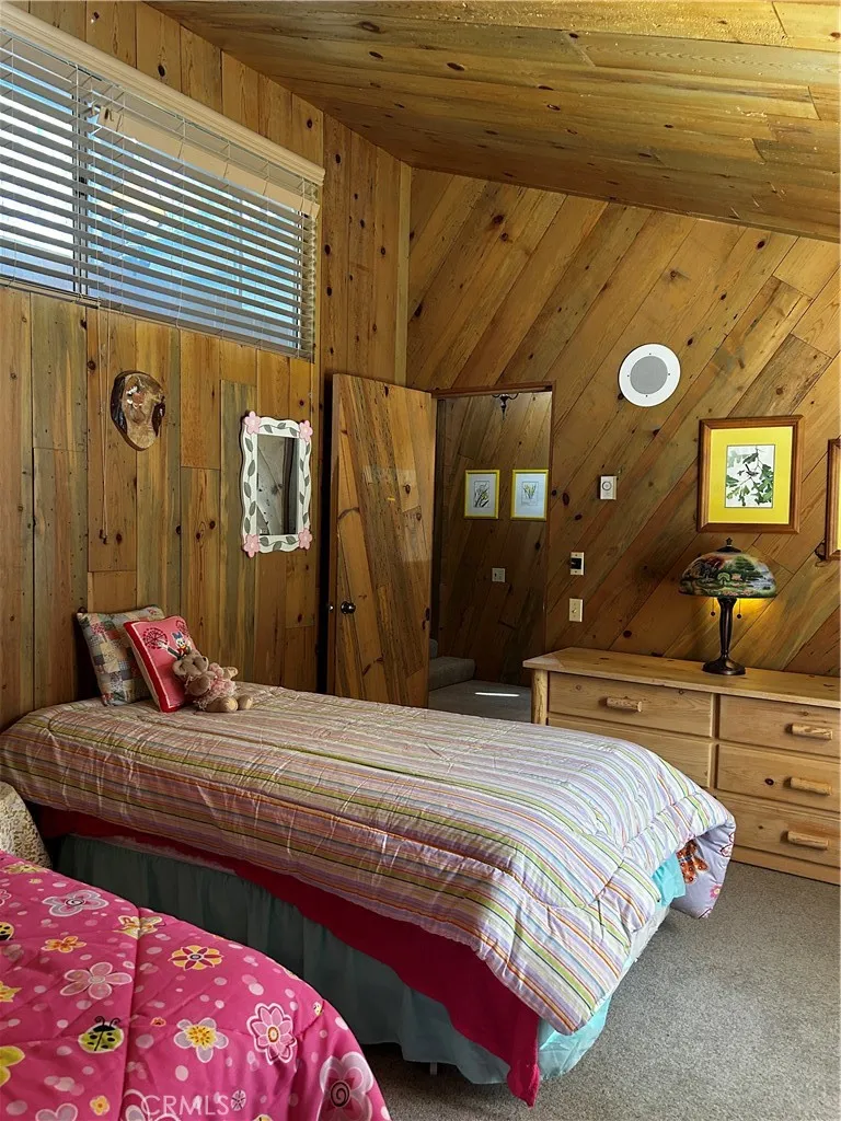 1225 Azalea Pine Mountain Club, CA 93222