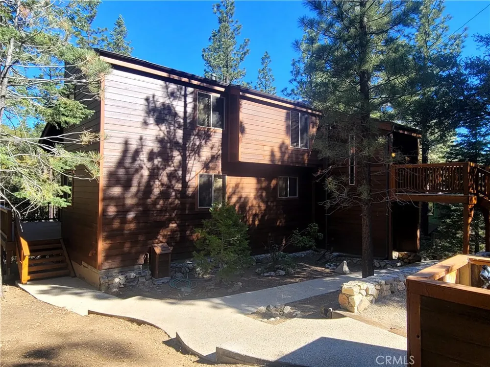 1225 Azalea Pine Mountain Club, CA 93222