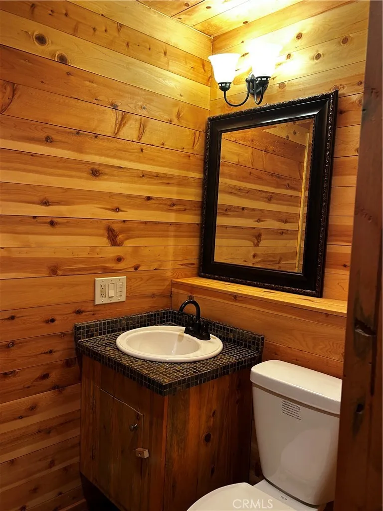 1225 Azalea Pine Mountain Club, CA 93222