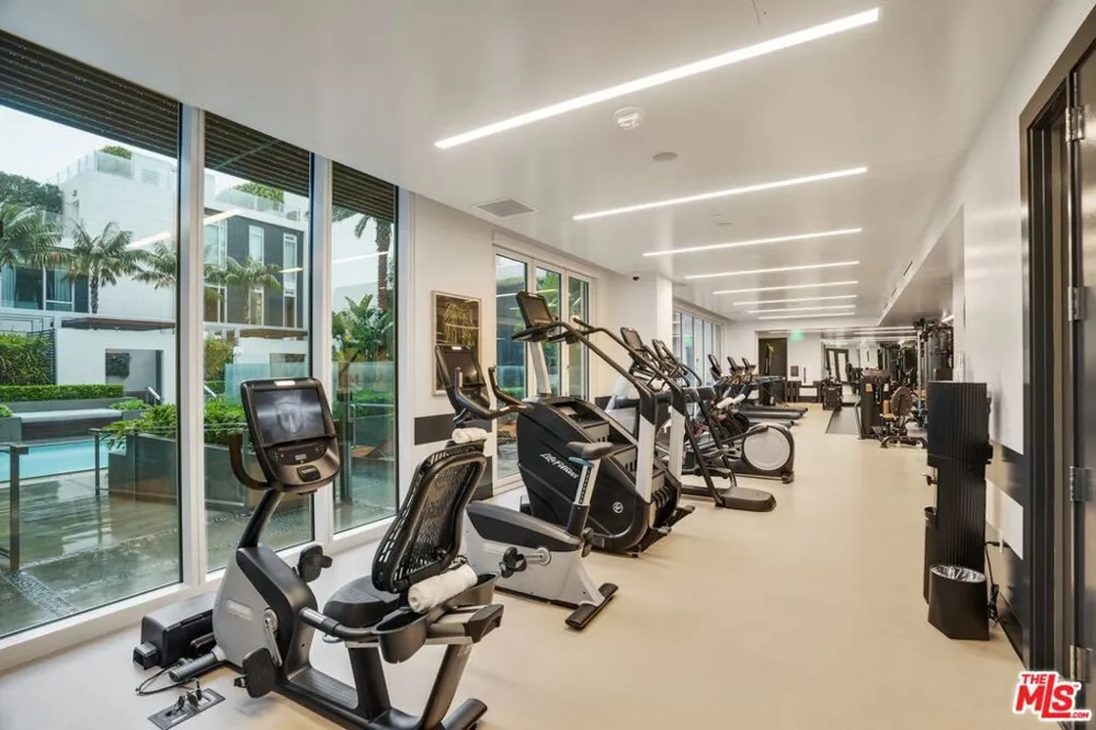 9000 W 3rd Street #106 Los Angeles, CA 90048
