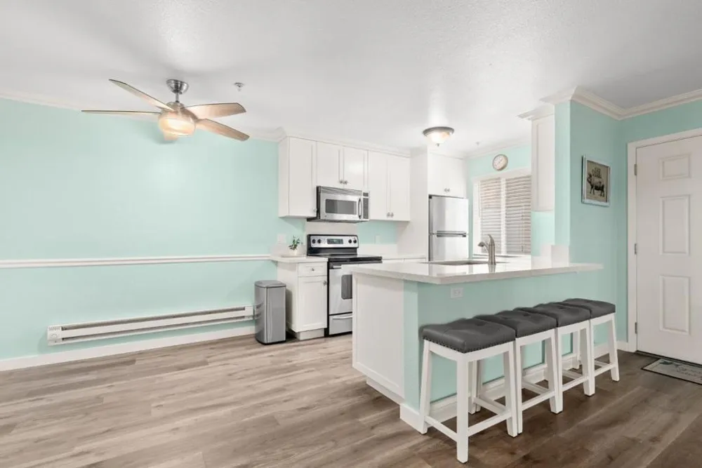 41 Grandview Street #1402 Santa Cruz, CA 95060