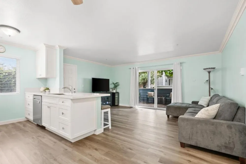 41 Grandview Street #1402 Santa Cruz, CA 95060