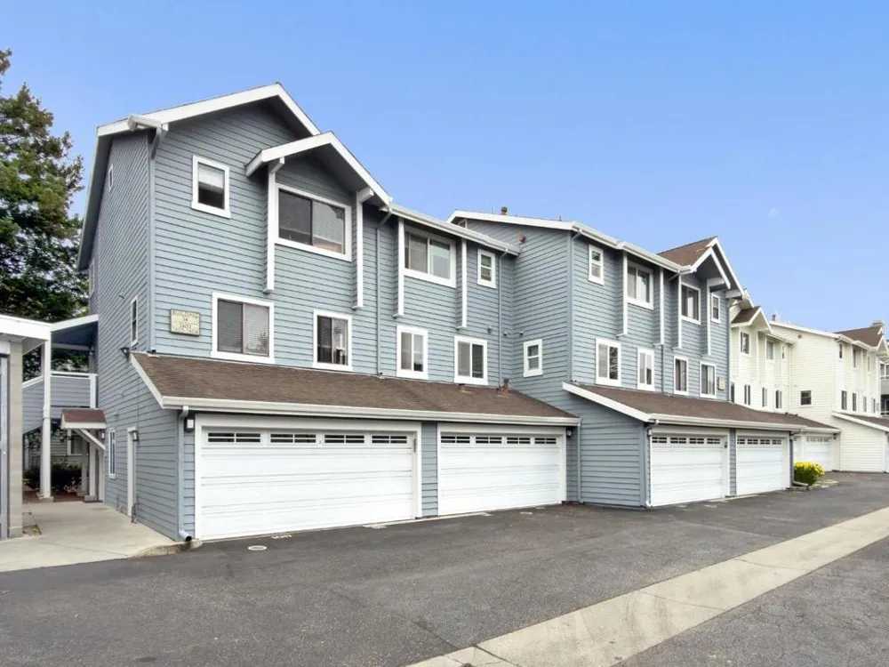 41 Grandview Street #1402 Santa Cruz, CA 95060