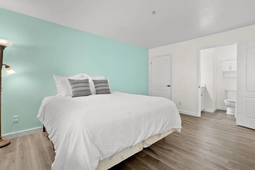 41 Grandview Street #1402 Santa Cruz, CA 95060