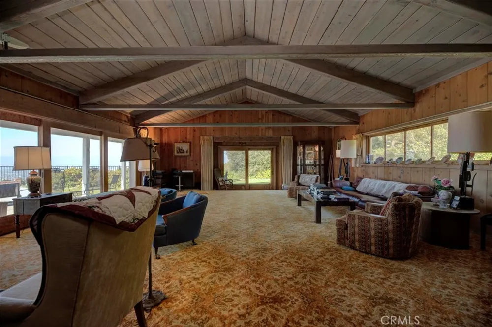 2521 Novato Place Palos Verdes Estates, CA 90274