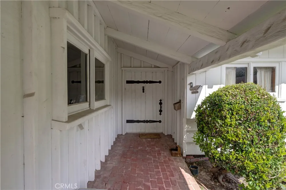 2521 Novato Place Palos Verdes Estates, CA 90274