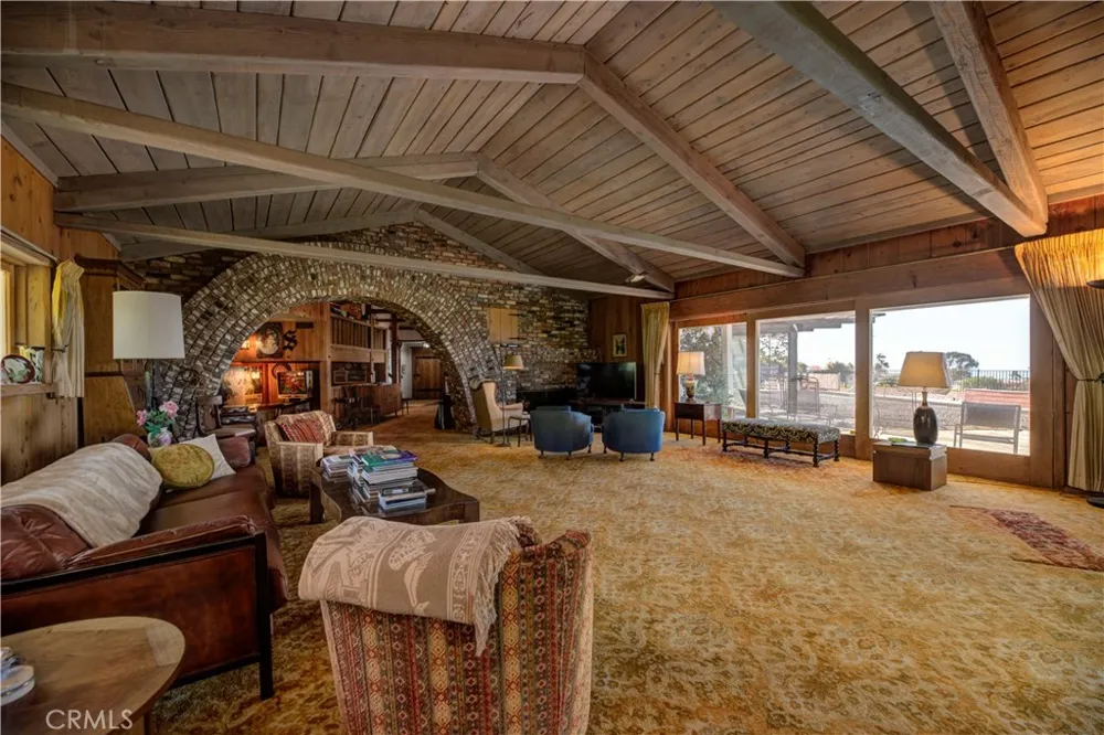 2521 Novato Place Palos Verdes Estates, CA 90274
