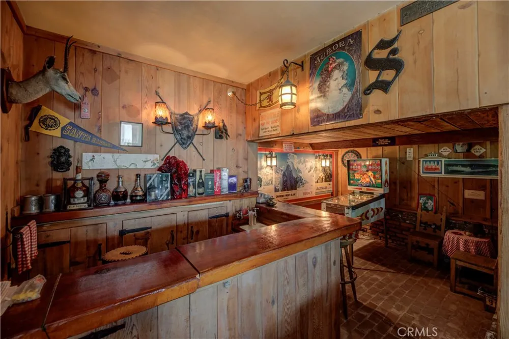 2521 Novato Place Palos Verdes Estates, CA 90274