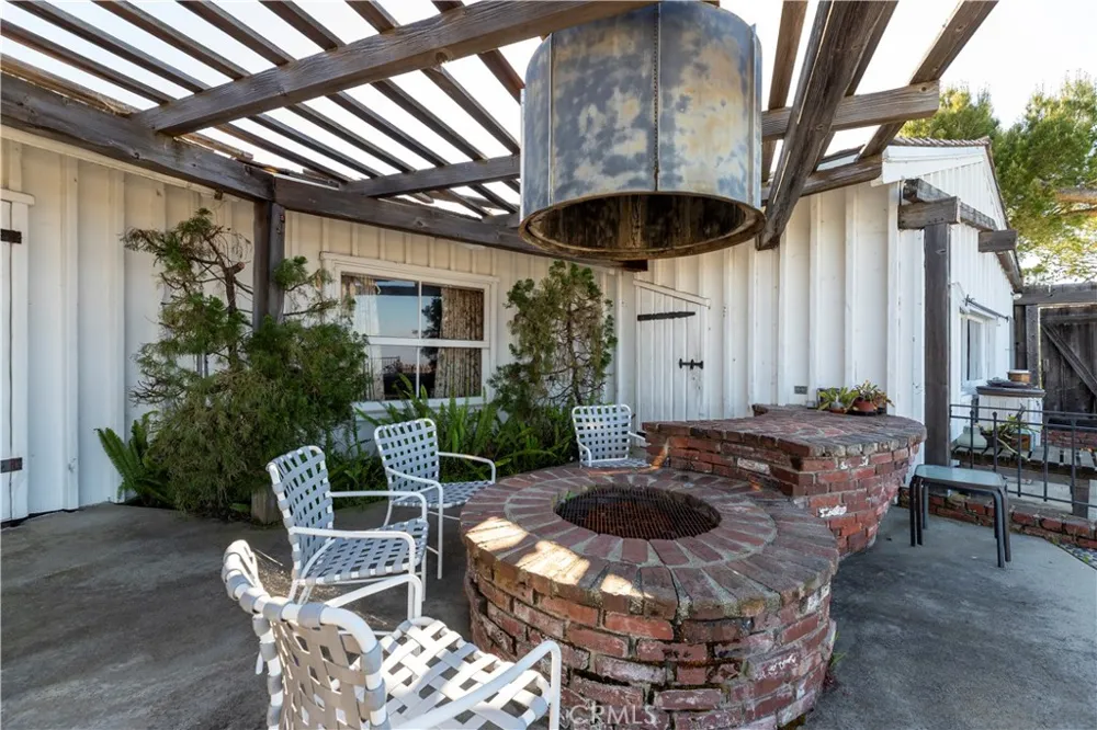 2521 Novato Place Palos Verdes Estates, CA 90274