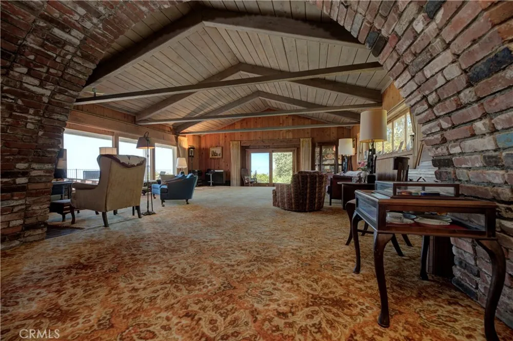 2521 Novato Place Palos Verdes Estates, CA 90274