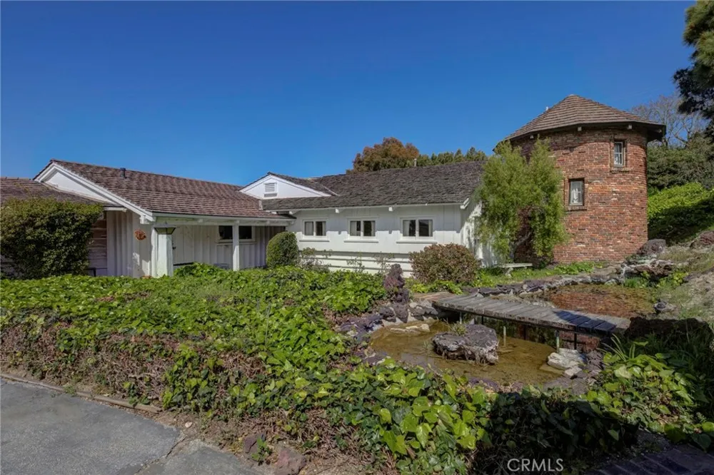 2521 Novato Place Palos Verdes Estates, CA 90274