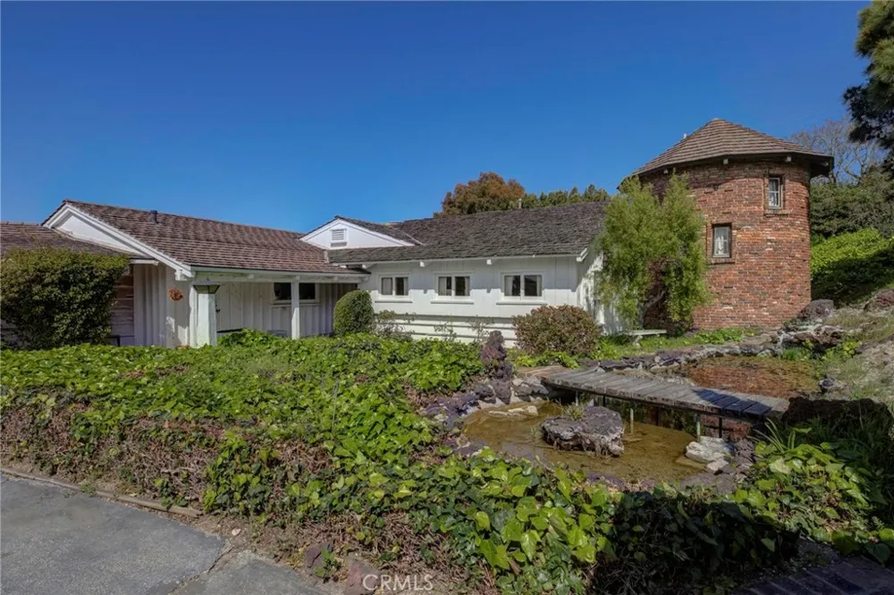 2521 Novato Place Palos Verdes Estates, CA 90274