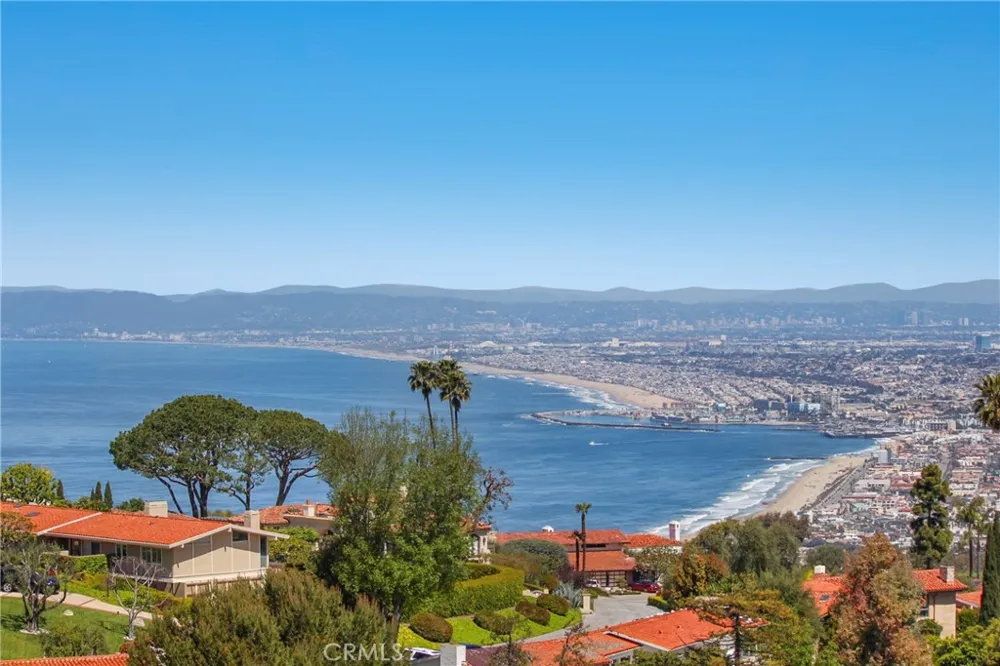 2521 Novato Place Palos Verdes Estates, CA 90274