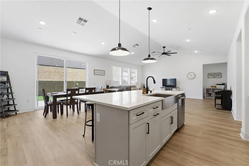 212 Artina Tehachapi, CA 93561