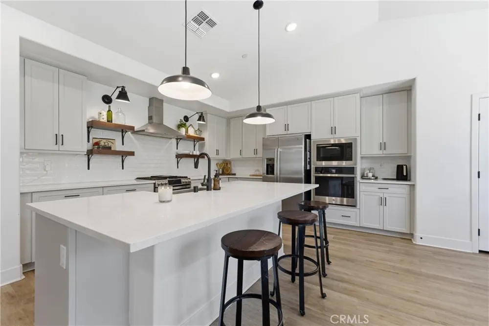 212 Artina Tehachapi, CA 93561