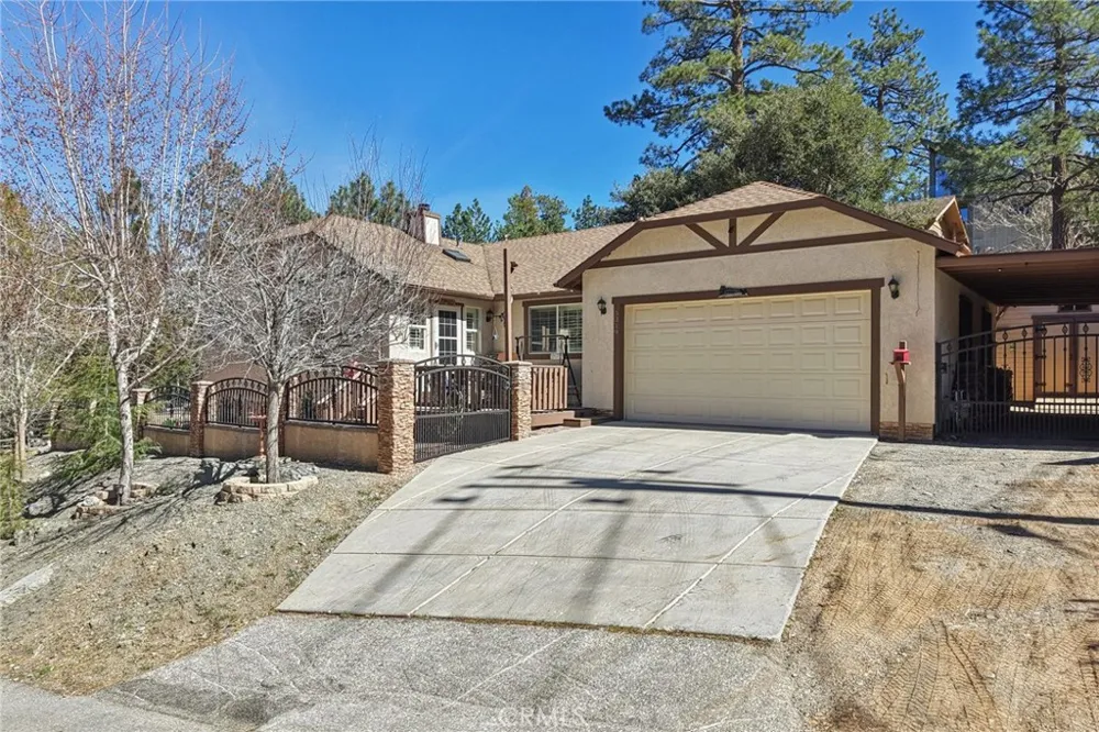 5319 Desert View Wrightwood, CA 92397