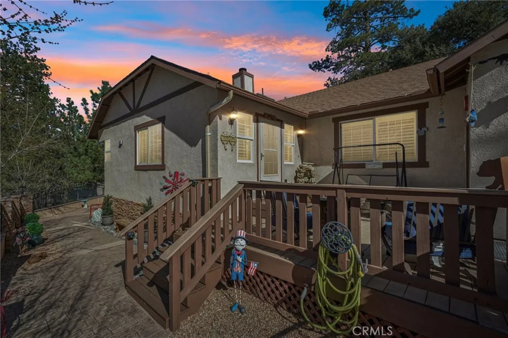 5319 Desert View Wrightwood, CA 92397